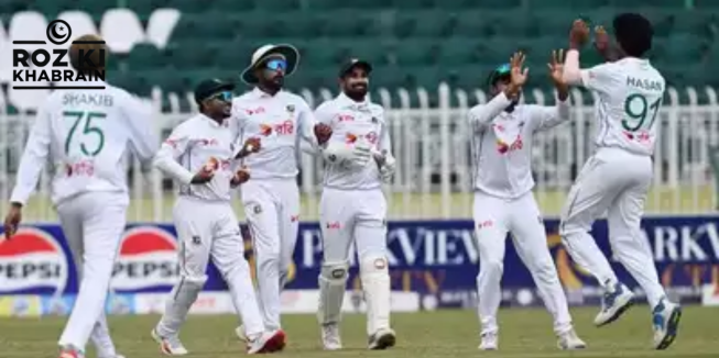 Pakistan's middle order collapses, edging closer to a potential follow-on.